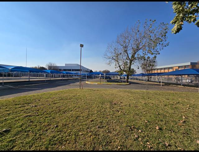 27,810M² WAREHOUSE TO LET IN ELANDSFONTEIN